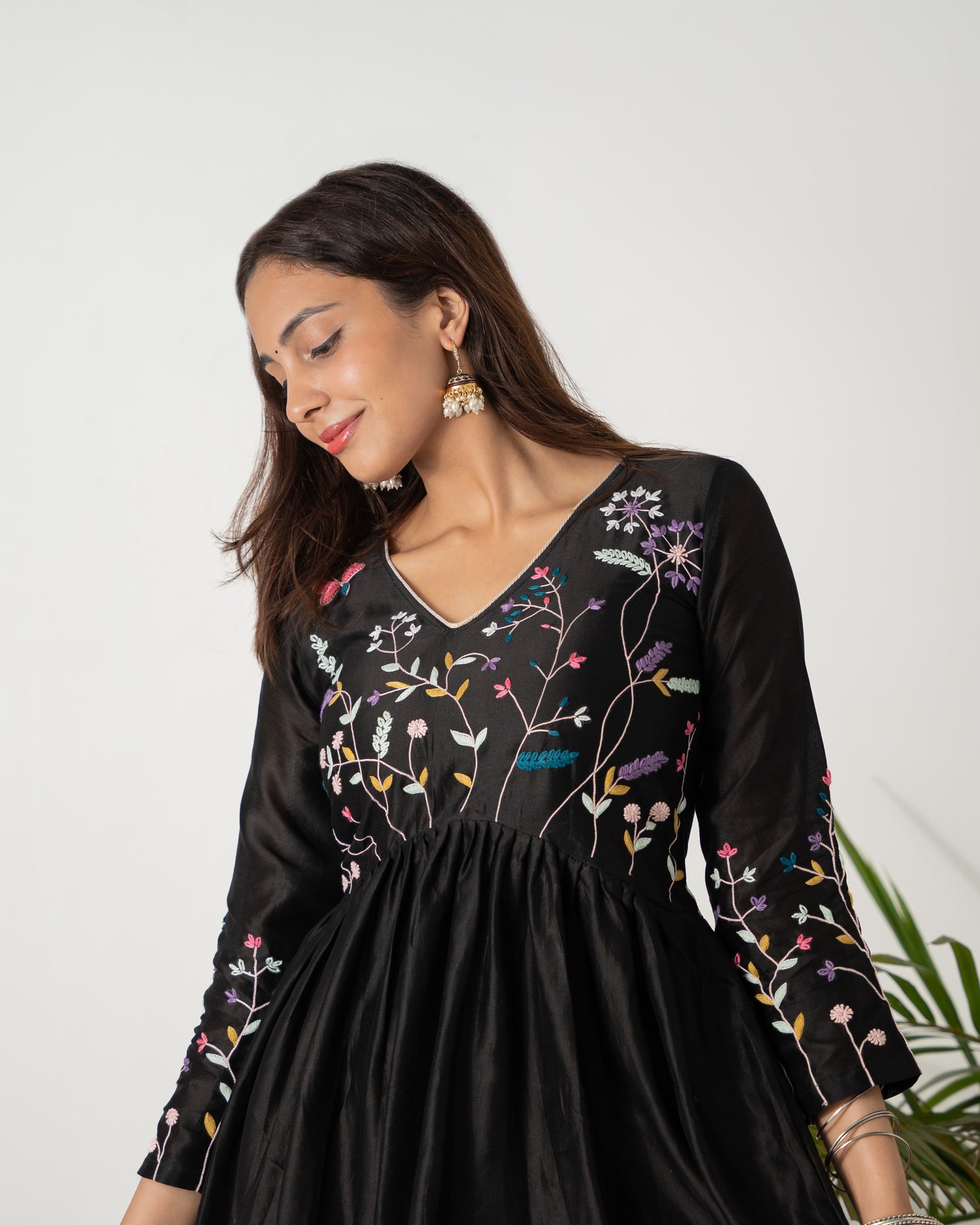 BLACK LUXE EMBROIDERED ANARKALI ENSEMBLE