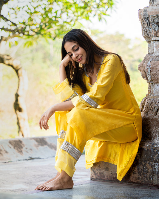 YELLOW GRACE EMBELLISHED KURTA SET