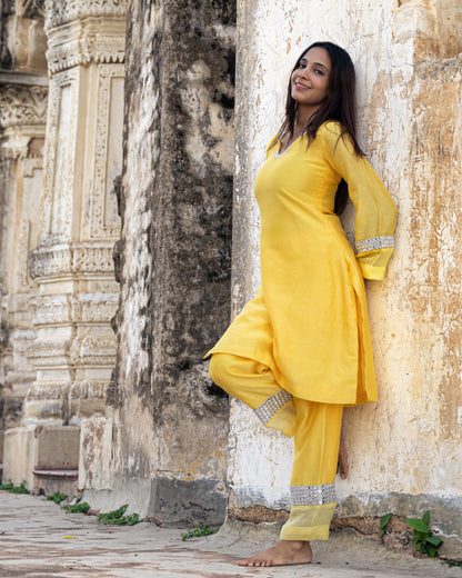 YELLOW GRACE EMBELLISHED KURTA SET
